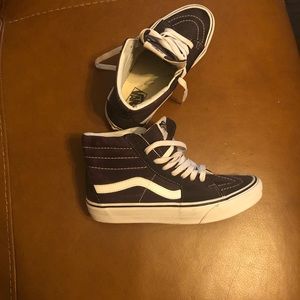 Like New Vans Sk8-Hi Tapered Shoe - Men's size 7 mens   Women’s size 8.5